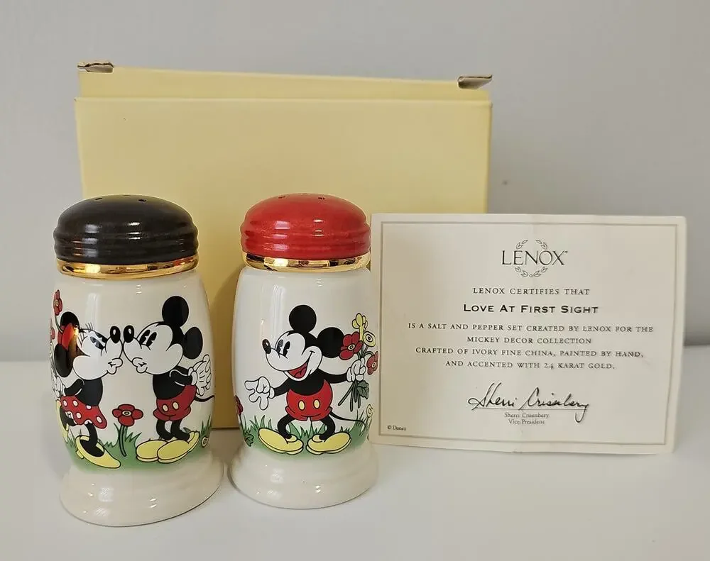 New Box Lenox Mickey Minnie Salt Pepper Shakers Love At First Sight COA Disney